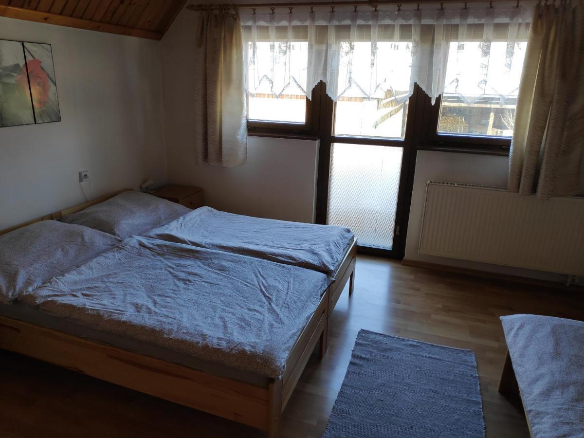 Domcek Janina Apartment Sucha Hora Exterior photo